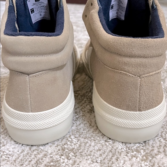 Veja Women’s Minotaur Suede Hi-Top Sneaker Dune—9 - Picture 12 of 14